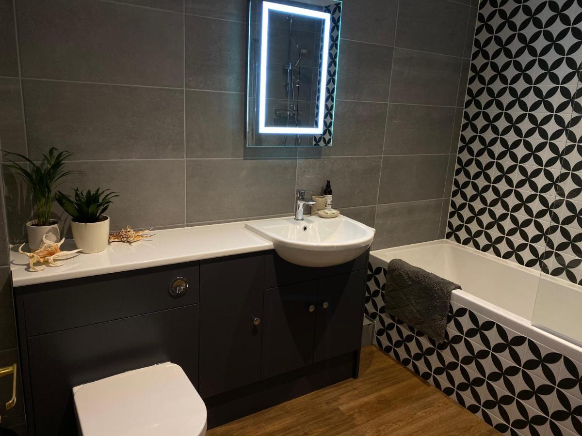 Spacious Luxury Flat In Swanage, Close To Beach With Parking Εξωτερικό φωτογραφία