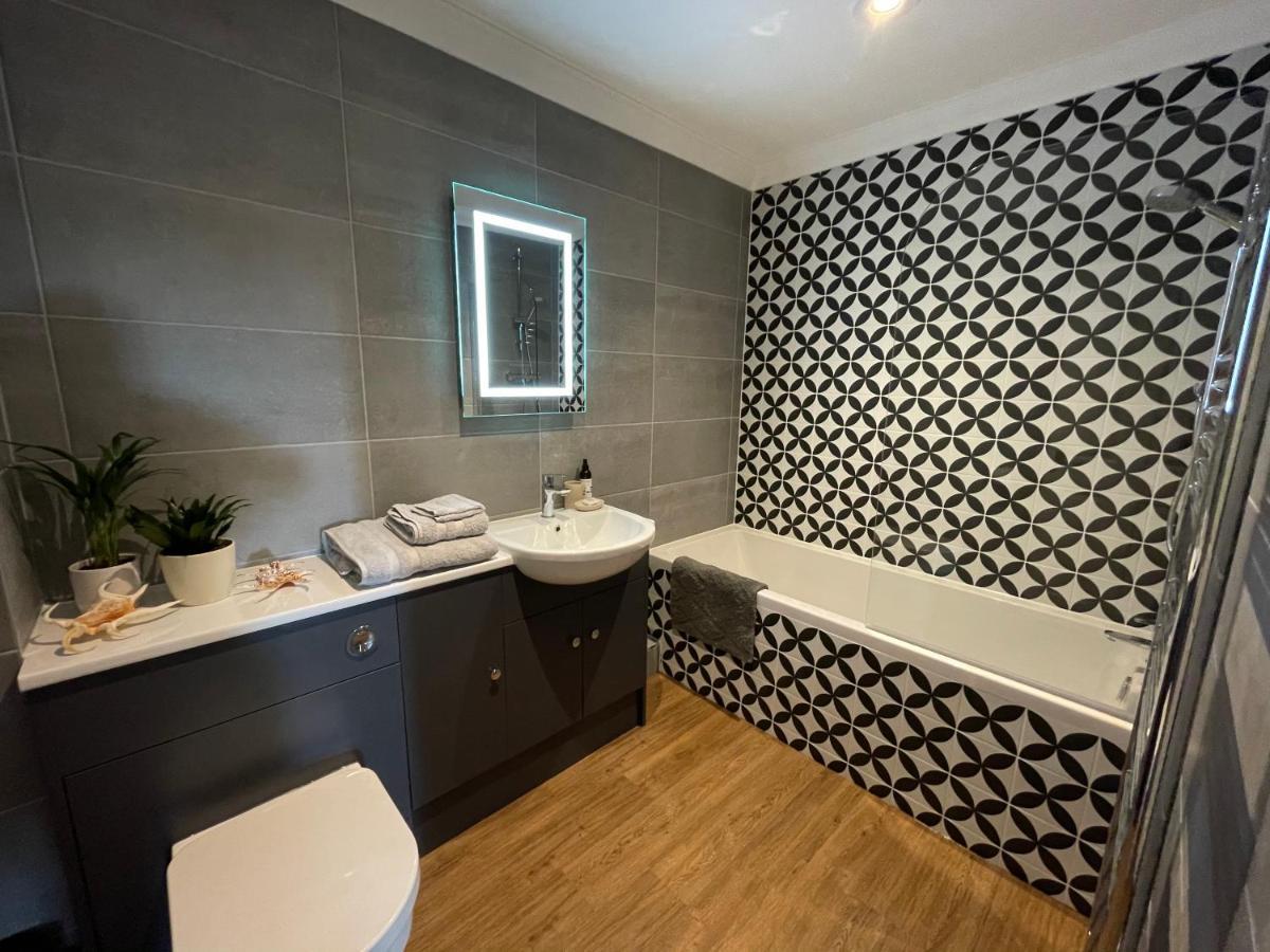Spacious Luxury Flat In Swanage, Close To Beach With Parking Εξωτερικό φωτογραφία